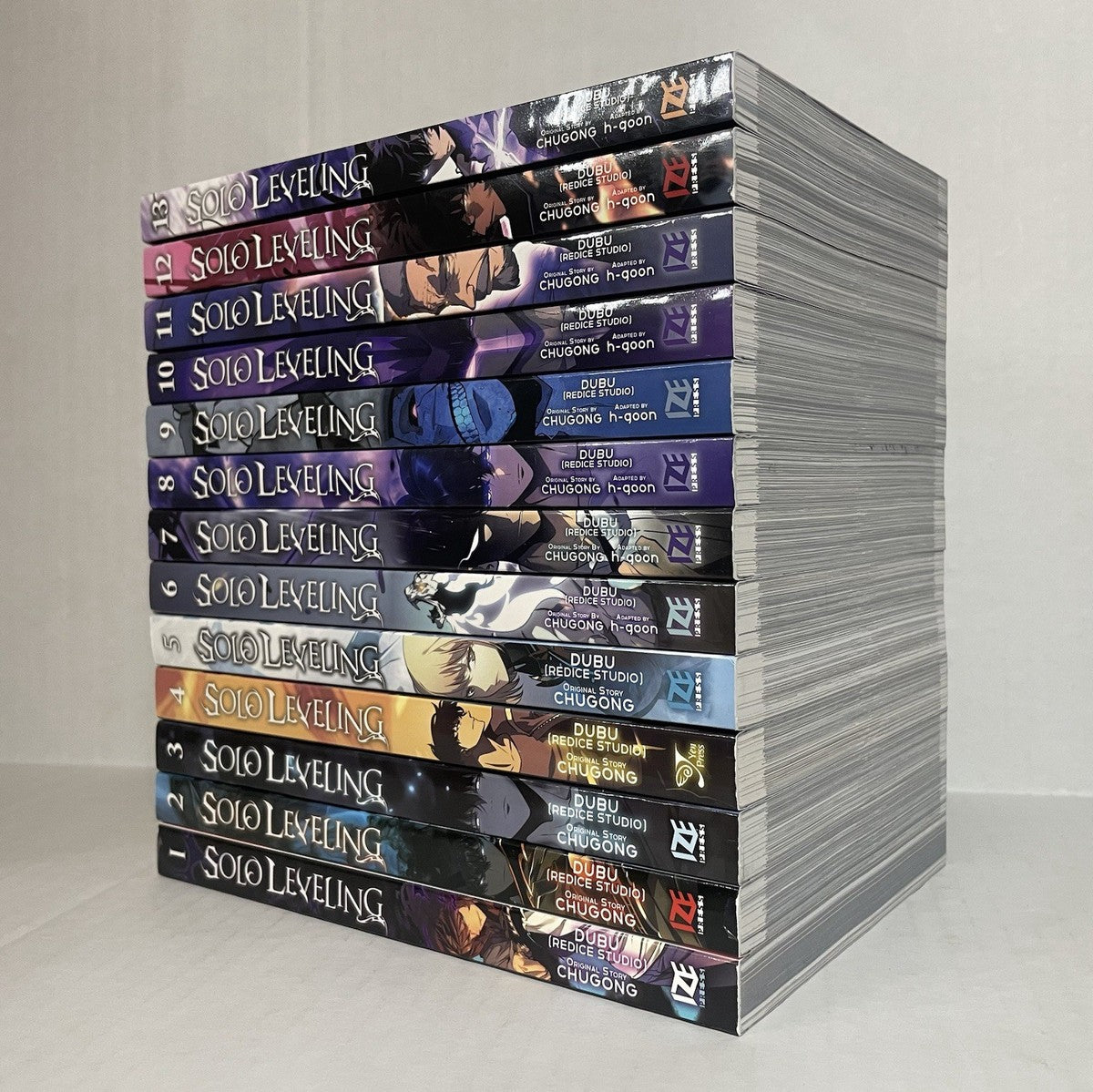 Solo Leveling manga - official anime book collection side view