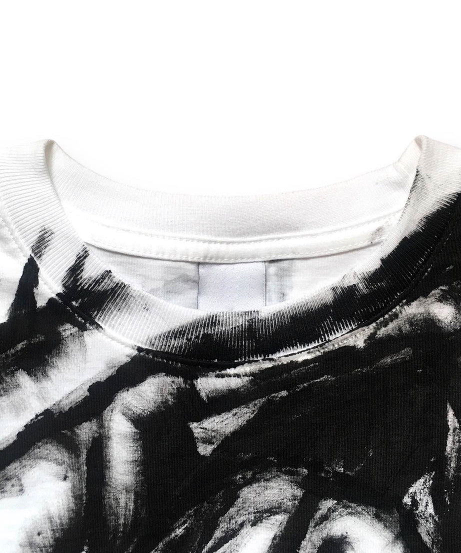 Chainsaw Man Spray Painting T-Shirt Pre-Order